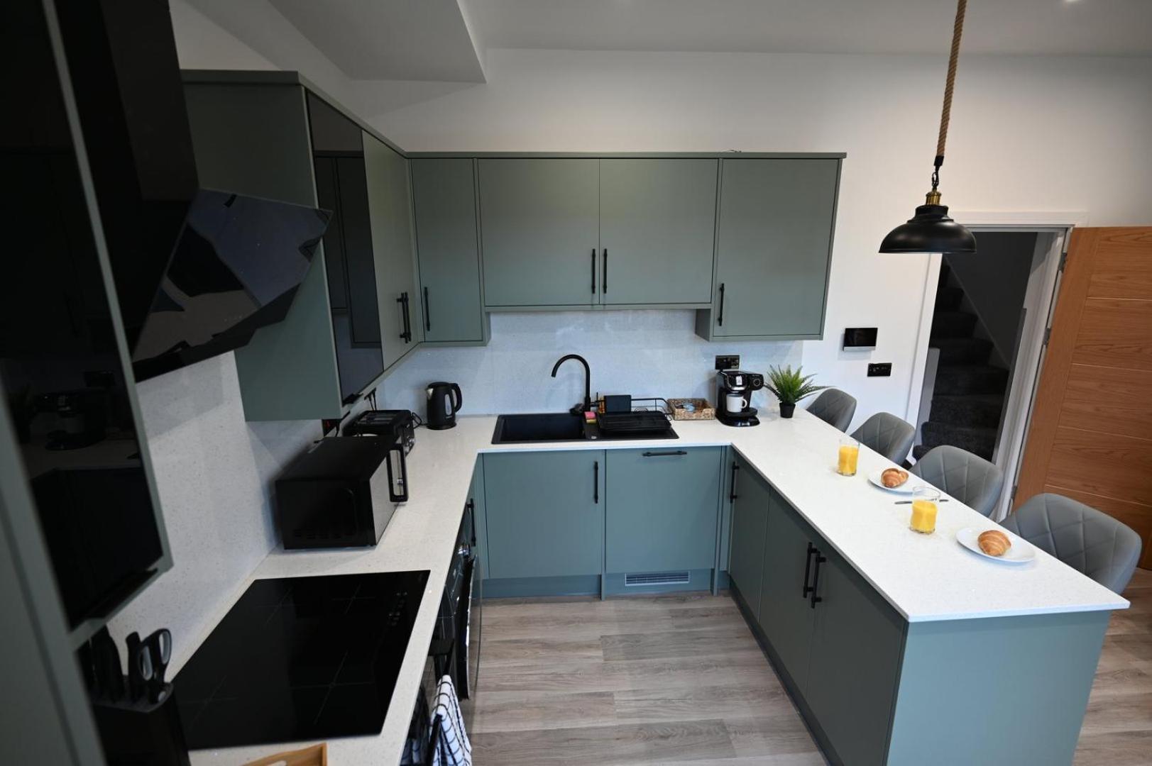 Luxury Two Bed Apartment - Cardiff City Centre المظهر الخارجي الصورة