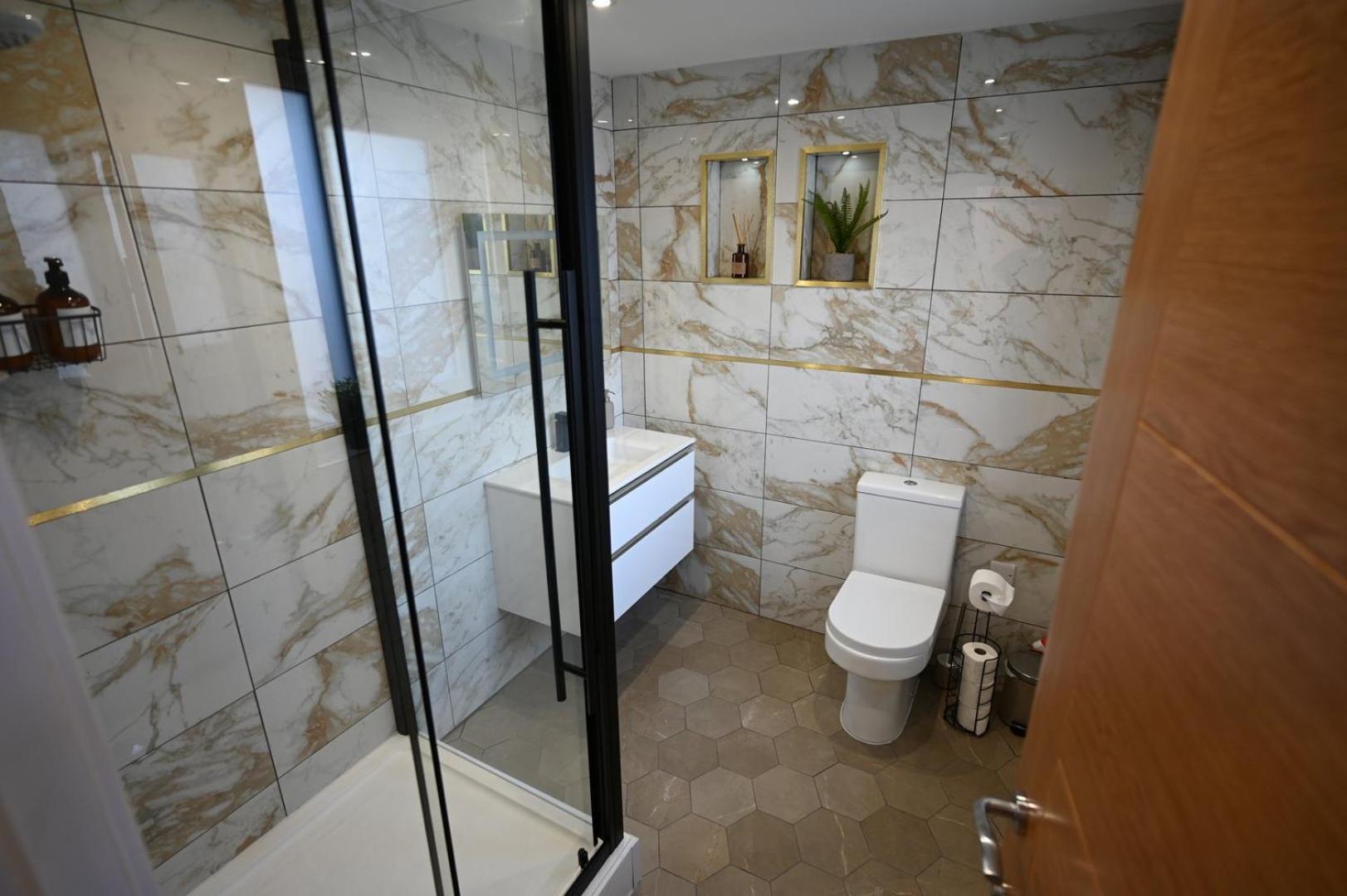 Luxury Two Bed Apartment - Cardiff City Centre المظهر الخارجي الصورة
